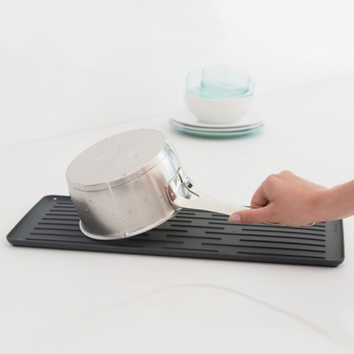 Сушилник за съдове Brabantia Dark Grey, компактен Сушилник за съдове Brabantia Dark Grey, компактен - Кухня