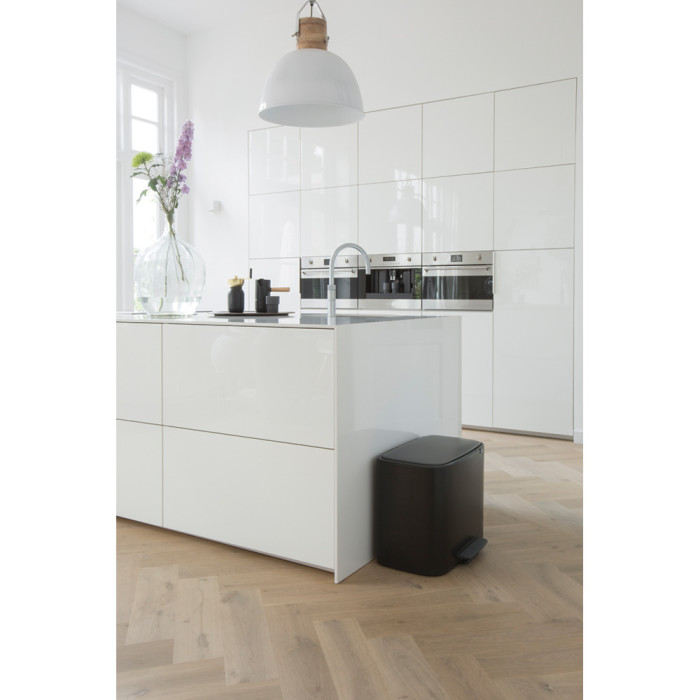 Кош за смет Brabantia Bo Pedal 36L, Matt Black - Баня и почистване