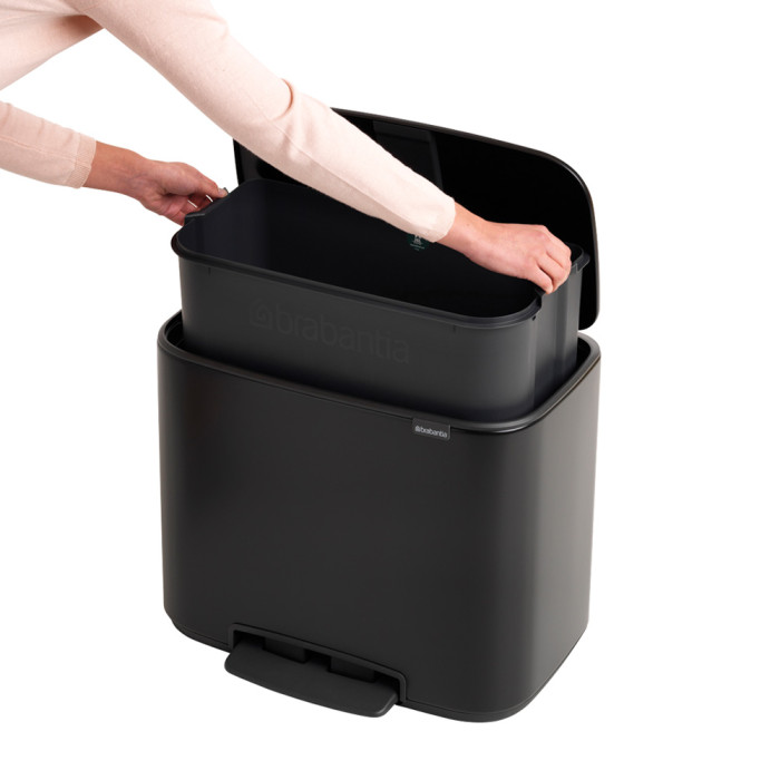 Кош за смет Brabantia Bo Pedal 36L, Matt Black - Баня и почистване