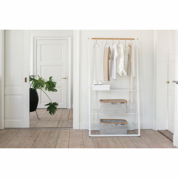 Закачалки за дрехи Brabantia Linn Silver, алуминий, сиви, 4 броя Закачалки за дрехи Brabantia Linn Silver, алуминий, сиви, 4 броя - Баня и почистване