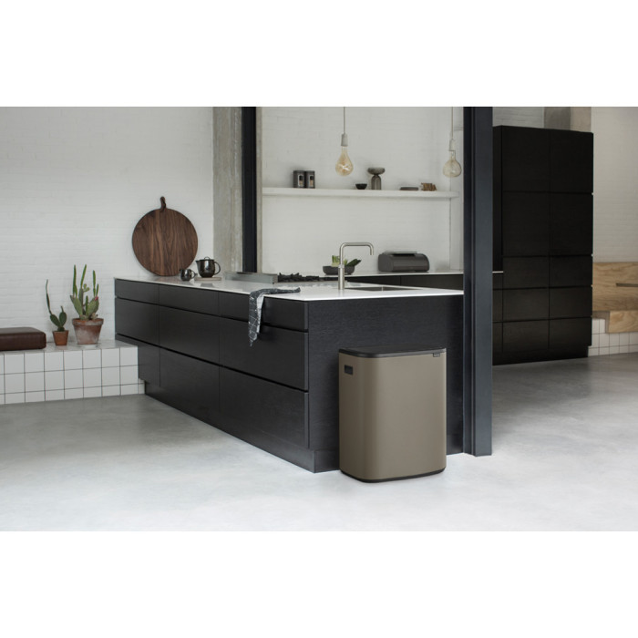 Кош за смет Brabantia Bo Touch 60L, Platinum - Баня и почистване