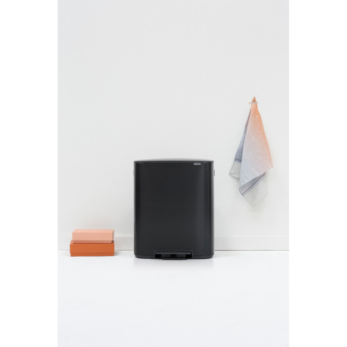 Кош за смет Brabantia Bo Pedal 60L, Matt Black - Баня и почистване