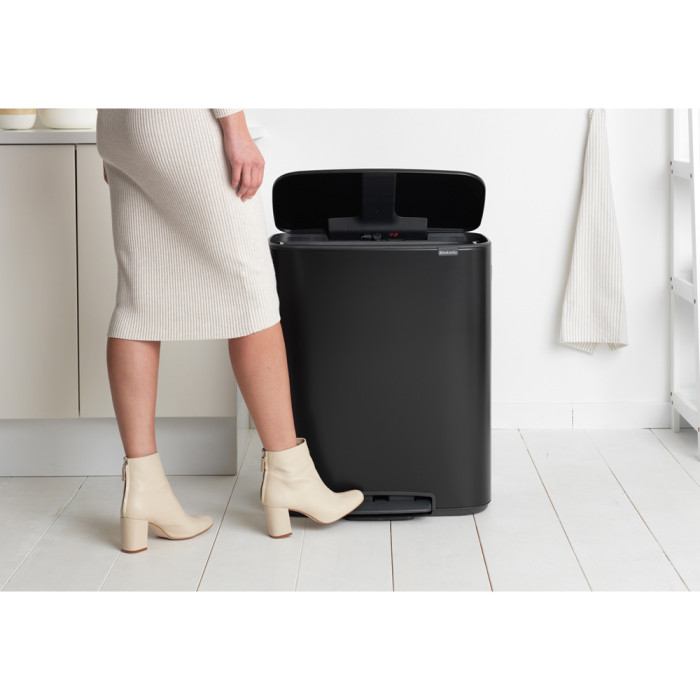 Кош за смет Brabantia Bo Pedal 2x30L, Matt Black - Баня и почистване