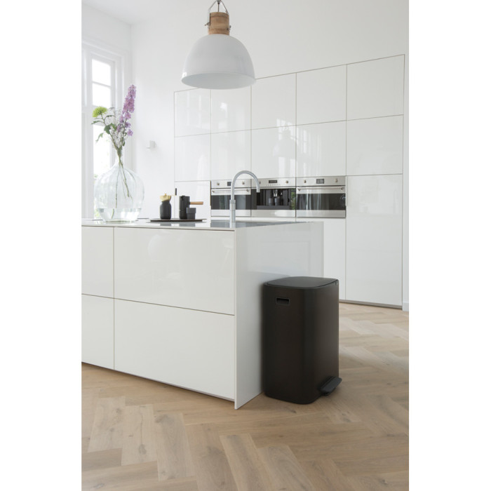 Кош за смет Brabantia Bo Pedal 2x30L, Matt Black - Баня и почистване