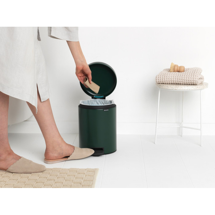 Кош за смет с педал Brabantia NewIcon 5L, Pine Green - Баня и почистване