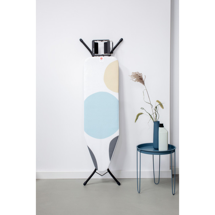 Маса за гладене Brabantia B 124x38cm с поставка за ютия, Spring Bubbles - Баня и почистване
