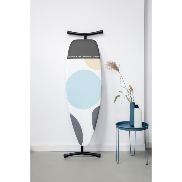 Маса за гладене Brabantia D 135x45cm с топлоустойчива зона за ютия, PerfectFlow Spring Bubbles - Баня и почистване