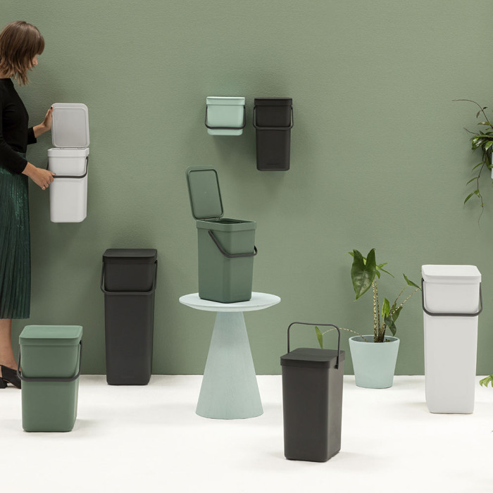 Кош за смет за разделно събиране Brabantia Sort&Go 3L, Light Grey Кош за смет за разделно събиране Brabantia Sort&Go 3L, Light Grey - Баня и почистване