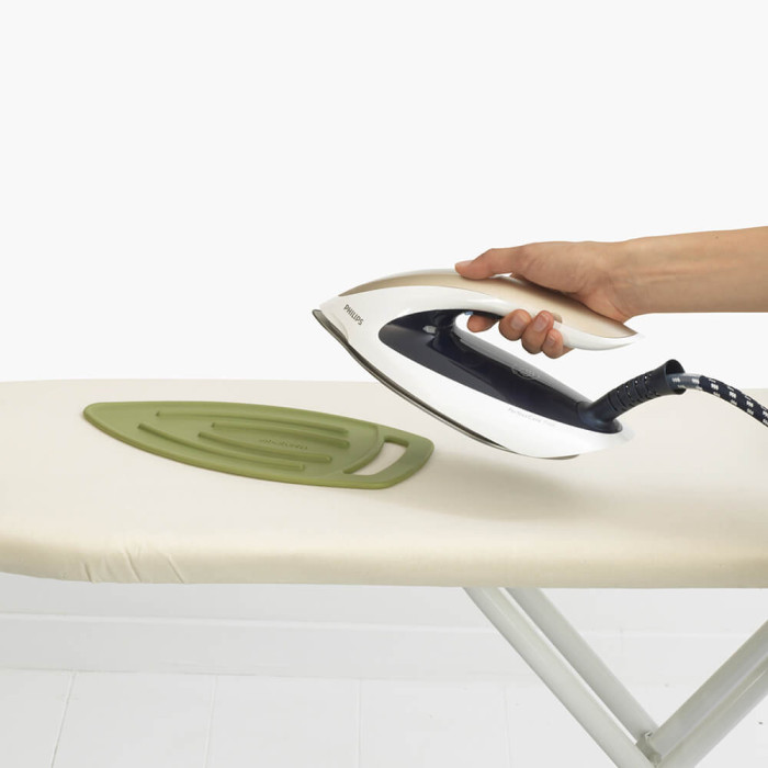 Поставка за ютия силиконова Brabantia Calm Green, топлоустойчива - Баня и почистване