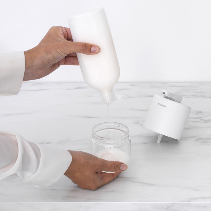 Дозатор за течен сапун Brabantia MindSet Mineral Fresh White - Баня и почистване