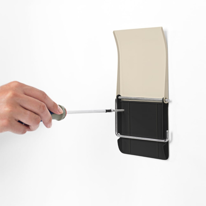 Държач за тоалетна хартия Brabantia ReNew Soft Beige Държач за тоалетна хартия Brabantia ReNew Soft Beige - Баня и почистване