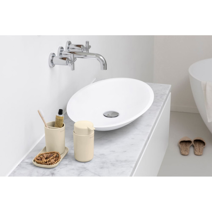 Комплект аксесоари за баня Brabantia ReNew Soft Beige 3 части Комплект аксесоари за баня Brabantia ReNew Soft Beige 3 части - Баня и почистване