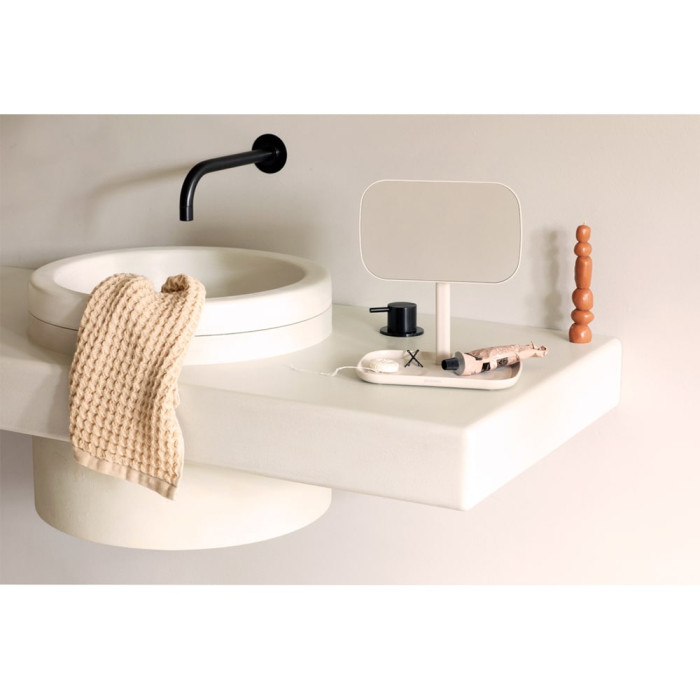 Огледало с поставка за принадлежности Brabantia ReNew Soft Beige Огледало с поставка за принадлежности Brabantia ReNew Soft Beige - Баня и почистване