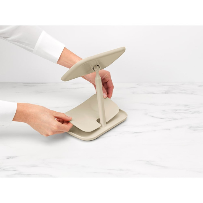 Огледало с поставка за принадлежности Brabantia ReNew Soft Beige Огледало с поставка за принадлежности Brabantia ReNew Soft Beige - Баня и почистване