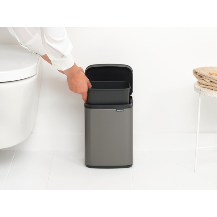 Кош за смет Brabantia Bo Small 4L, Platinum Кош за смет Brabantia Bo Small 4L, Platinum - Баня и почистване