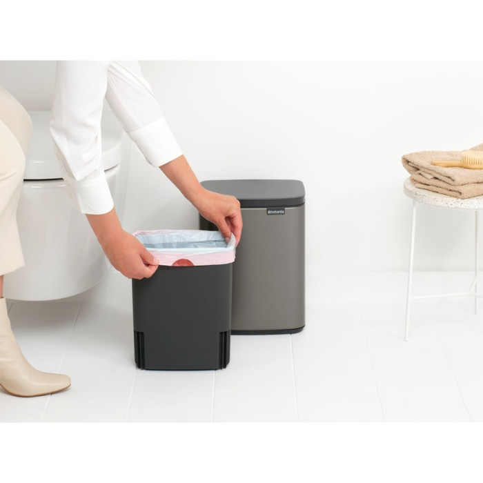 Кош за смет Brabantia Bo Small 7L, Platinum Кош за смет Brabantia Bo Small 7L, Platinum - Баня и почистване
