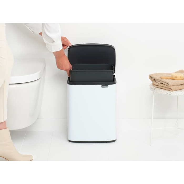 Кош за смет Brabantia Bo Small 12L, White Кош за смет Brabantia Bo Small 12L, White - Баня и почистване