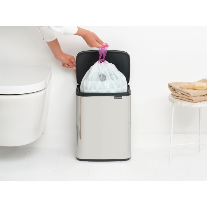 Кош за смет Brabantia Bo Small 12L, Brilliant Steel Кош за смет Brabantia Bo Small 12L, Brilliant Steel - Баня и почистване