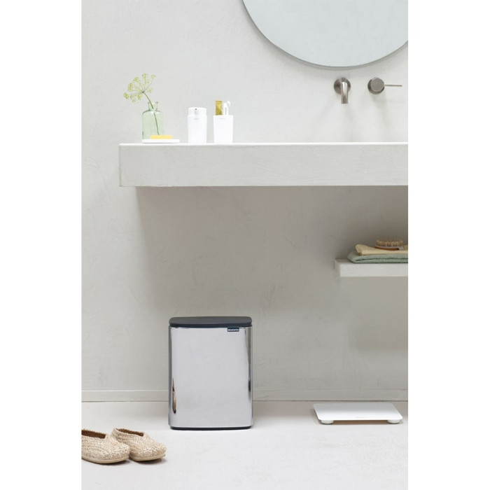 Кош за смет Brabantia Bo Small 12L, Brilliant Steel Кош за смет Brabantia Bo Small 12L, Brilliant Steel - Баня и почистване