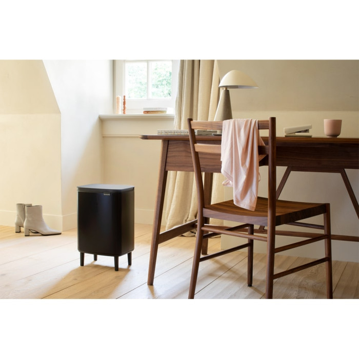 Кош за смет Brabantia Bo Small Hi 12L, Matt Black Кош за смет Brabantia Bo Small Hi 12L, Matt Black - Баня и почистване