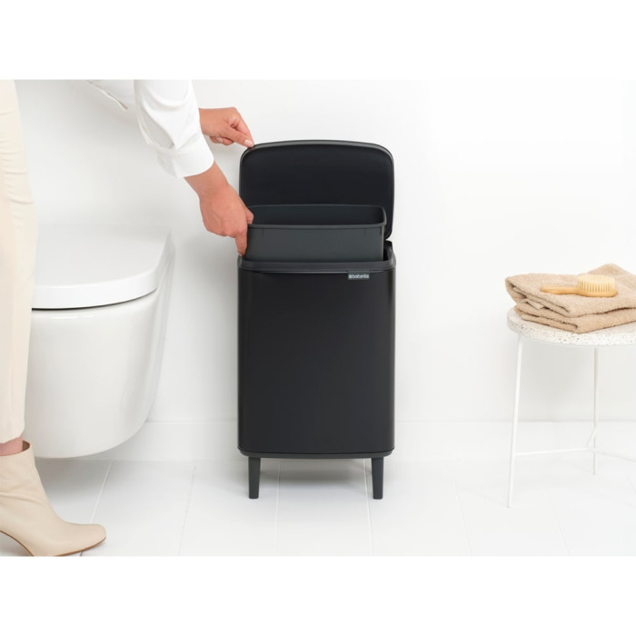 Кош за смет Brabantia Bo Small Hi 12L, Matt Black Кош за смет Brabantia Bo Small Hi 12L, Matt Black - Баня и почистване