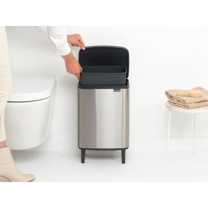 Кош за смет Brabantia Bo Small Hi 12L, Matt Steel Fingerprint Proof Кош за смет Brabantia Bo Small Hi 12L, Matt Steel Fingerprint Proof - Баня и почистване