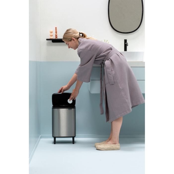 Кош за смет Brabantia Bo Small Hi 12L, Matt Steel Fingerprint Proof Кош за смет Brabantia Bo Small Hi 12L, Matt Steel Fingerprint Proof - Баня и почистване