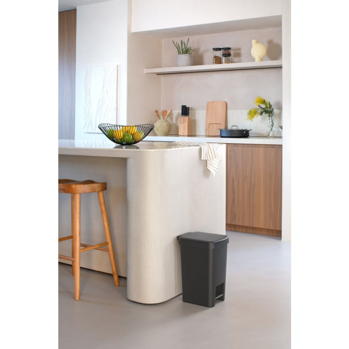 Кош за смет с педал Brabantia StepUp 16L, Dark Grey - Баня и почистване