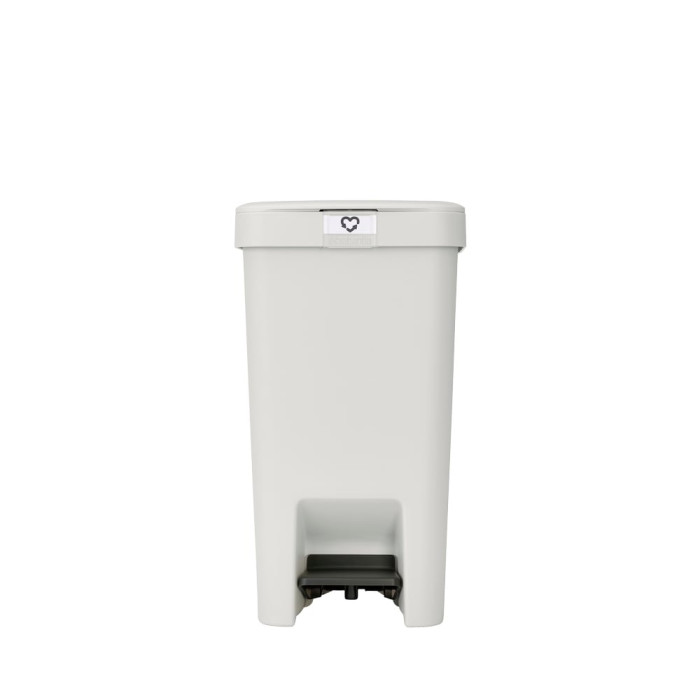 Кош за смет с педал Brabantia StepUp 16L, Light Grey Кош за смет с педал Brabantia StepUp 16L, Light Grey - Баня и почистване