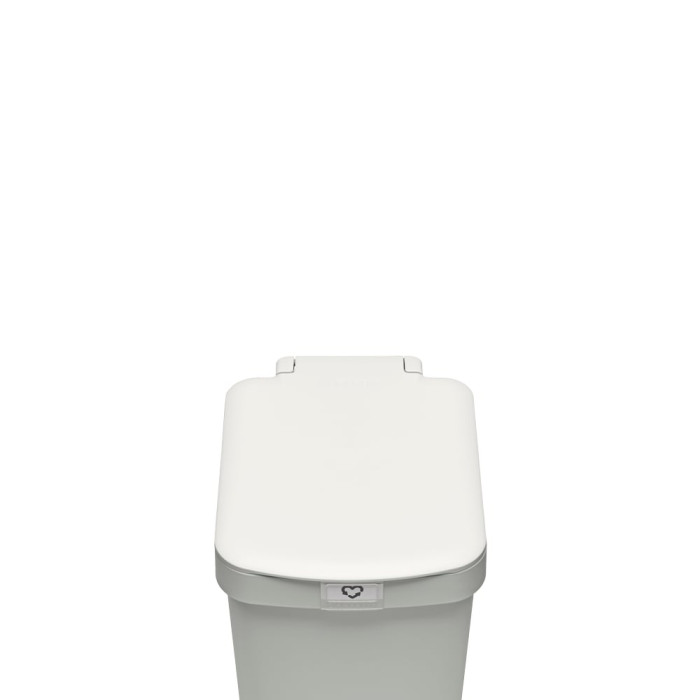 Кош за смет с педал Brabantia StepUp 16L, Light Grey Кош за смет с педал Brabantia StepUp 16L, Light Grey - Баня и почистване
