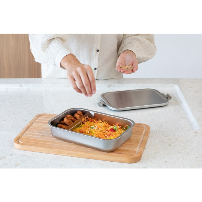 Кутия за обяд Brabantia Make&Take 2L, Matt Steel, с разделители Кутия за обяд Brabantia Make&Take 2L, Matt Steel, с разделители - Кухня