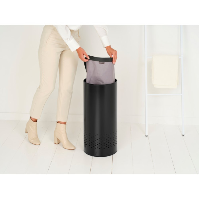 Кош за пране Brabantia 35L, Matt Black, пластмасов капак - Баня и почистване