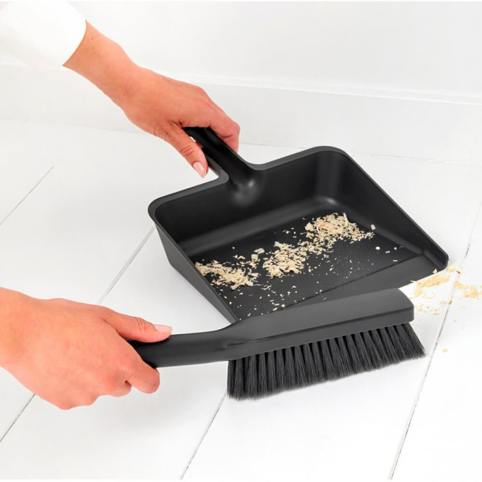 Комплект лопатка с четка за почистване Brabantia SinkSide Dark Grey - Кухня