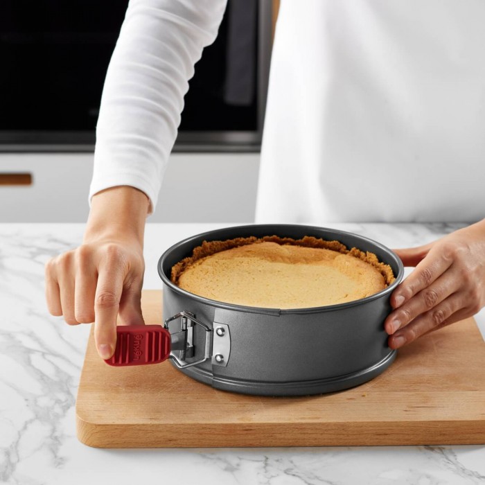 Форма за печене Lekue Ø24cm, Non-Stick, със закопчалка