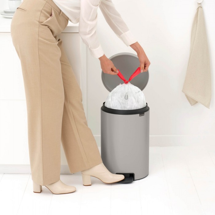 Кош за смет с педал Brabantia NewIcon 20L, Soft Grey
