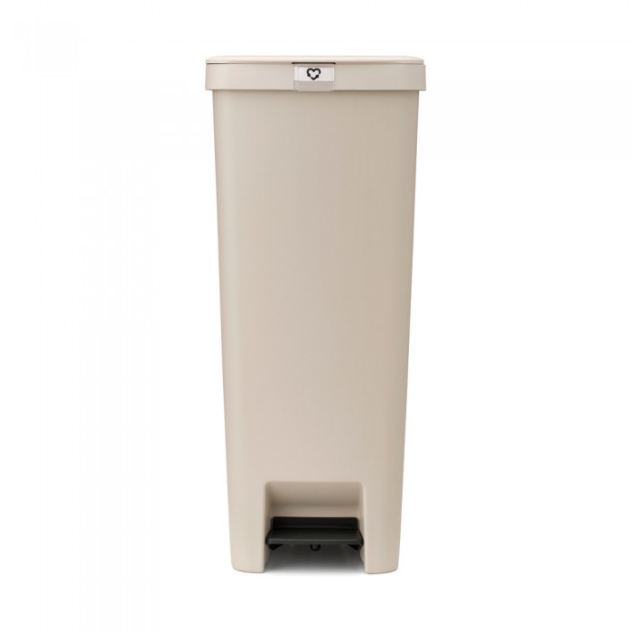 Кош за смет с педал Brabantia StepUp 40L, Soft Beige Кош за смет с педал Brabantia StepUp 40L, Soft Beige