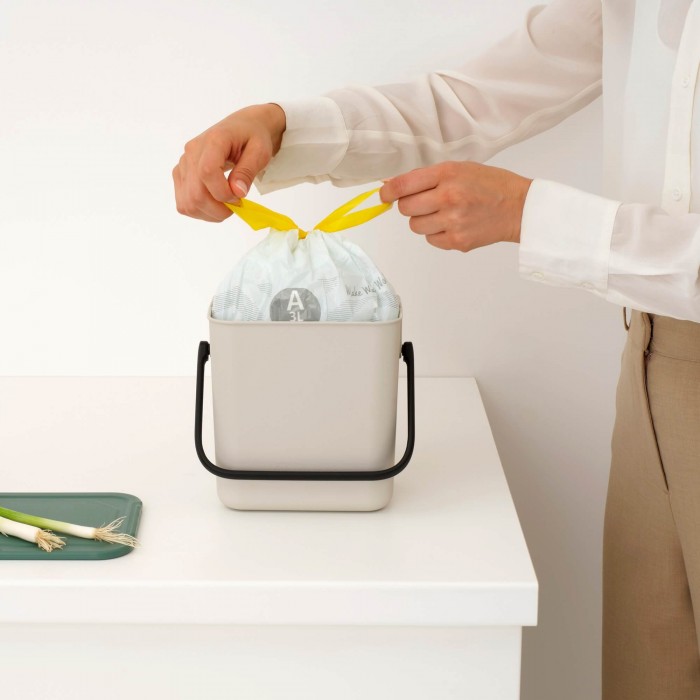 Кош за смет за разделно събиране Brabantia Sort&Go 3L, Soft Beige Кош за смет за разделно събиране Brabantia Sort&Go 3L, Soft Beige