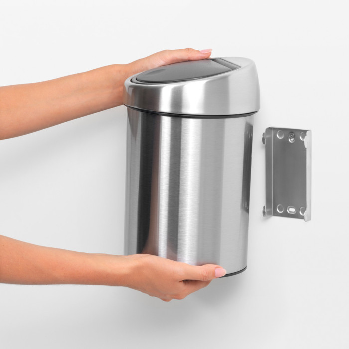 Кош за смет Brabantia Touch Bin 3L, Matt Steel Fingerprint Proof - Баня и почистване