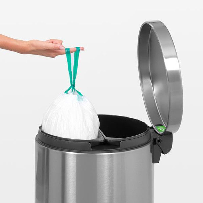 Кош за смет с педал Brabantia Silent Twin 2x20L, Matt Steel Fingerprint Proof Кош за смет с педал Brabantia Silent Twin 2x20L, Matt Steel Fingerprint Proof - Баня и почистване