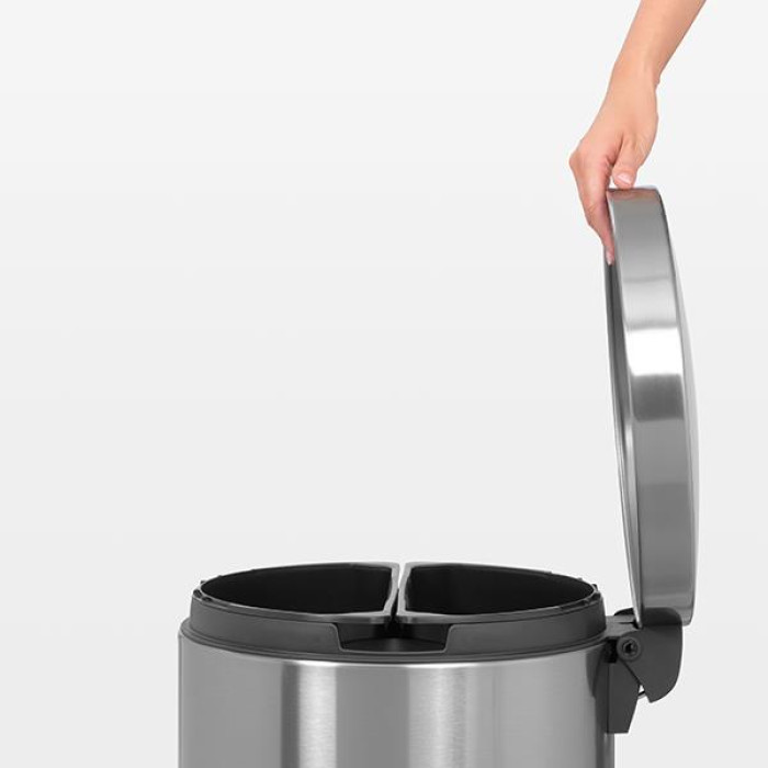 Кош за смет с педал Brabantia Silent Twin 2x20L, Matt Steel Fingerprint Proof Кош за смет с педал Brabantia Silent Twin 2x20L, Matt Steel Fingerprint Proof - Баня и почистване