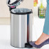 Кош за смет с педал Brabantia NewIcon 12L, Matt Steel Fingerprint Proof Кош за смет с педал Brabantia NewIcon 12L, Matt Steel Fingerprint Proof - Баня и почистване