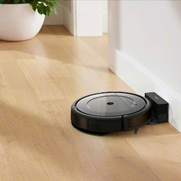 Роботизирана прахосмукачка+подочистачка Roomba Combo (R111840) Роботизирана прахосмукачка+подочистачка Roomba Combo (R111840) - Малки домакински уреди