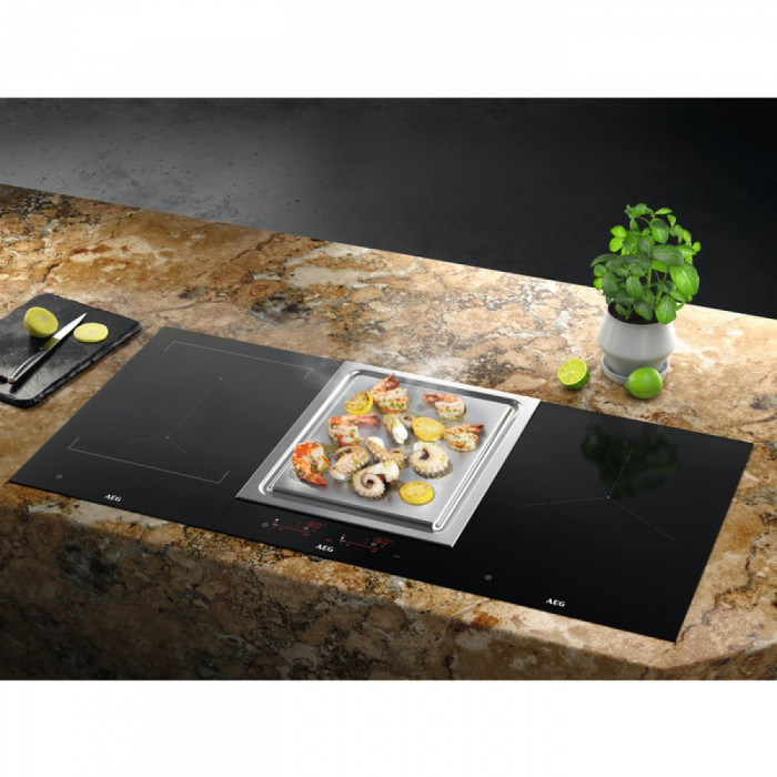 Teppan Yaki индукционен плот AEG ITE42600KB Teppan Yaki индукционен плот AEG ITE42600KB - Плотове