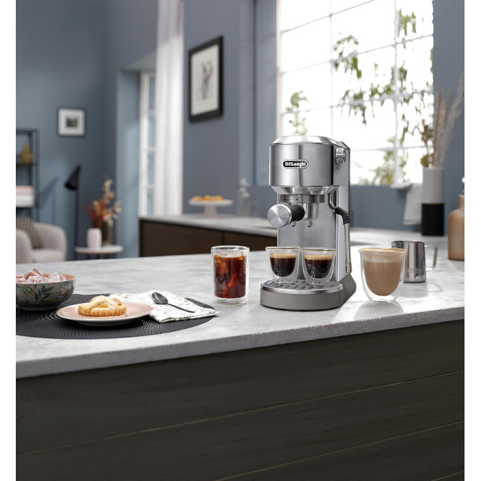 Кафемашина DeLonghi Dedica Duo EC890.GR Кафемашина DeLonghi Dedica Duo EC890.GR - Малки домакински уреди