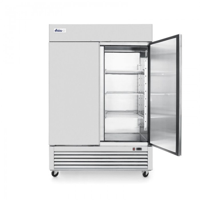 Професионален хладилник ARKTIC от Hendi Kitchen Line с 2 врати 1300 L 1382x800x(H)2100 mm неръждаема стомана -5/+5°C 6 рафта подходящ за GN 2/1 Професионален хладилник ARKTIC от Hendi Kitchen Line с 2 врати 1300 L 1382x800x(H)2100 mm неръждаема стомана -5/+5°C 6 рафта подходящ за GN 2/1
