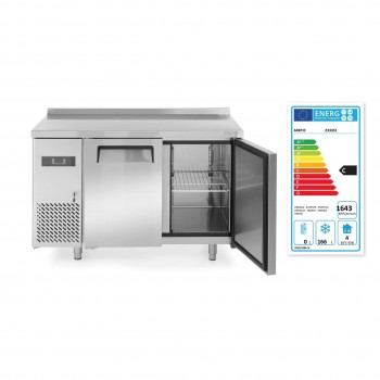 Професионален фризер ARKTIC от Hendi Kitchen Line с 2 врати 220 L 1200x600x(H)850 mm неръждаема стомана -12?/-22?C 400 W 2 рафта 390x428mm включени, енергиен клас C Професионален фризер ARKTIC от Hendi Kitchen Line с 2 врати 220 L 1200x600x(H)850 mm неръждаема стомана -12?/-22?C 400 W 2 рафта 390x428mm включени, енергиен клас C