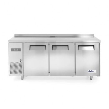 Професионален фризер ARKTIC от Hendi Kitchen Line с 3 врати 291 L 1800x600x(H)850mm неръждаема стомана -12˚/-22˚C 500 W 3 рафта 2x 430x428mm, 1x 490x428mm включени