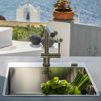 Мивка нс BXX 210-50 530x510mm, without drainer, brushed, with tap ledge, 3 1/2", with waste kit, hidden overflow, with 2 tap holes, box - Мивки