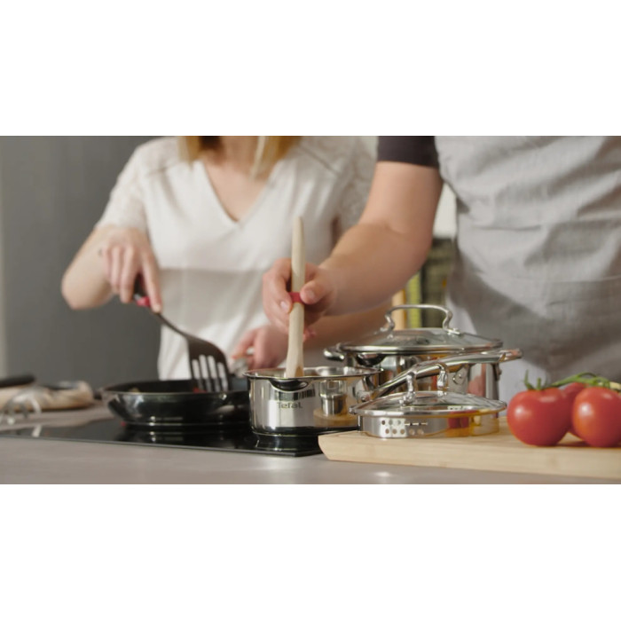 Комплект тигани и тенджери TEFAL G719S674 Комплект тигани и тенджери TEFAL G719S674 - Домакински съдове