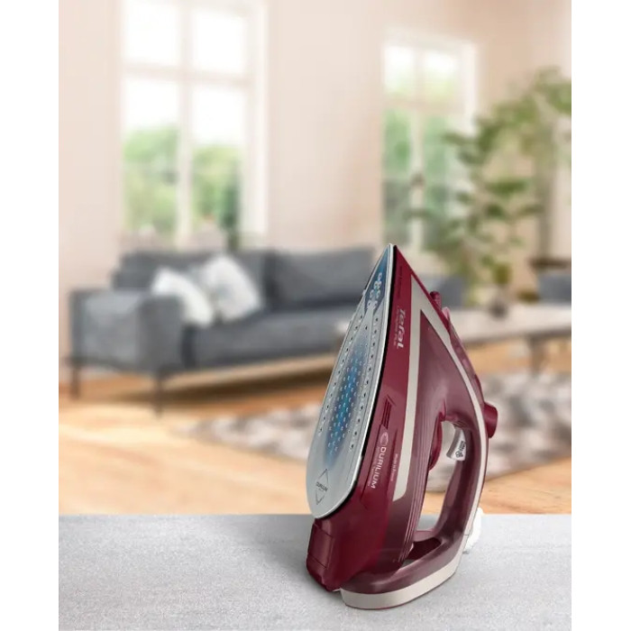 Ютия TEFAL FV6820E0 Ютия TEFAL FV6820E0 - Малки домакински уреди